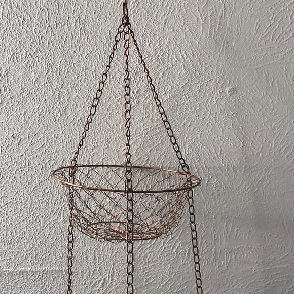 Vintage 3 tier hanging round metal copper color fruit vegetable hanger not hung - Picture 5 of 12